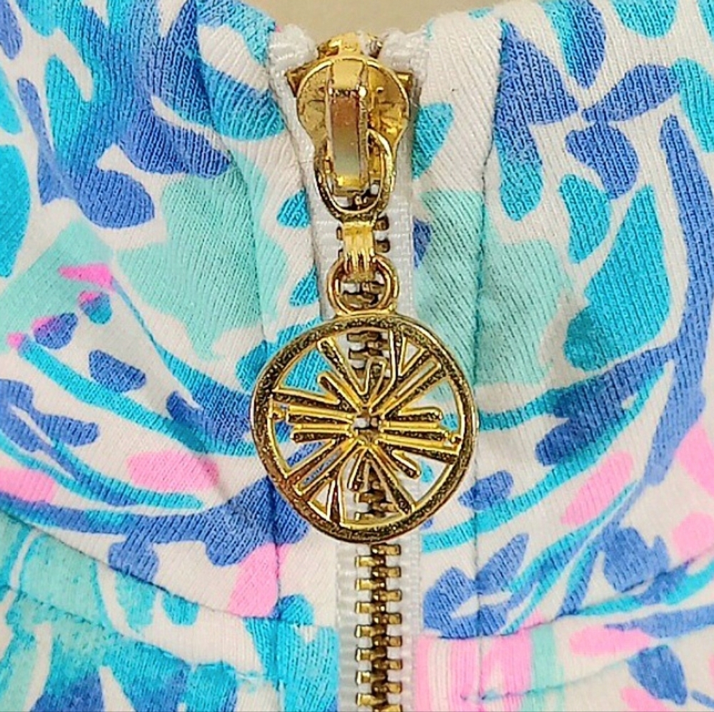 Lilly Pulitzer Skipper Popover in Treasure Trove Print Pullover UPF 50 + Size M - Picture 11 of 14